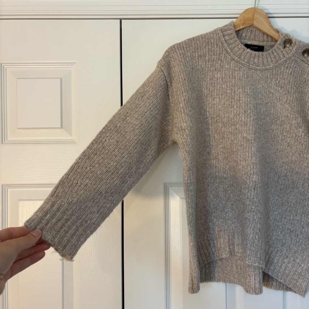 J. Crew Cream Beige Button Shoulder Heathered Sweater Ribbed Alpaca Wool XS Soft - Picture 5 of 8